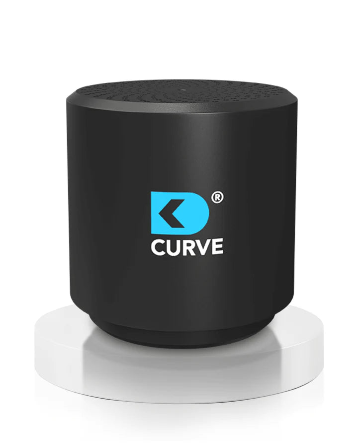 schwarzer curve luftbereiniger auf podest
